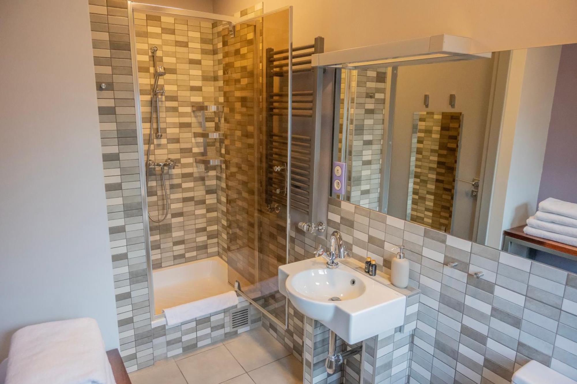 Republika Sloneczna Bed & Breakfast Poznan Bagian luar foto