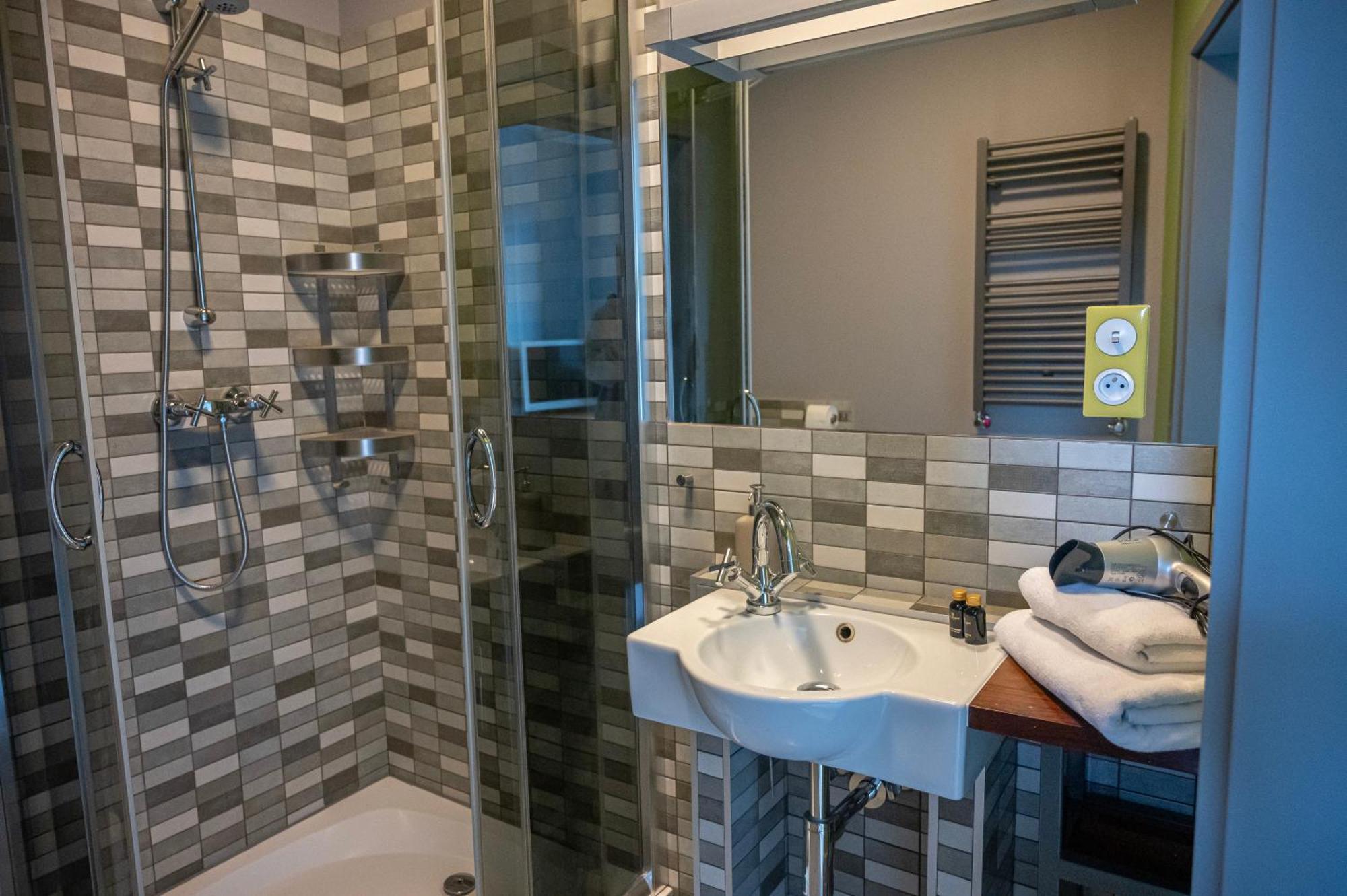 Republika Sloneczna Bed & Breakfast Poznan Bagian luar foto
