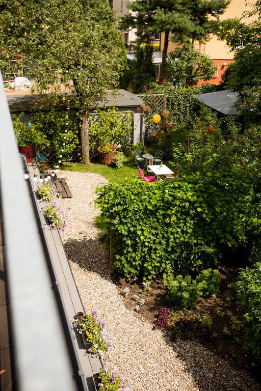 Republika Sloneczna Bed & Breakfast Poznan Bagian luar foto